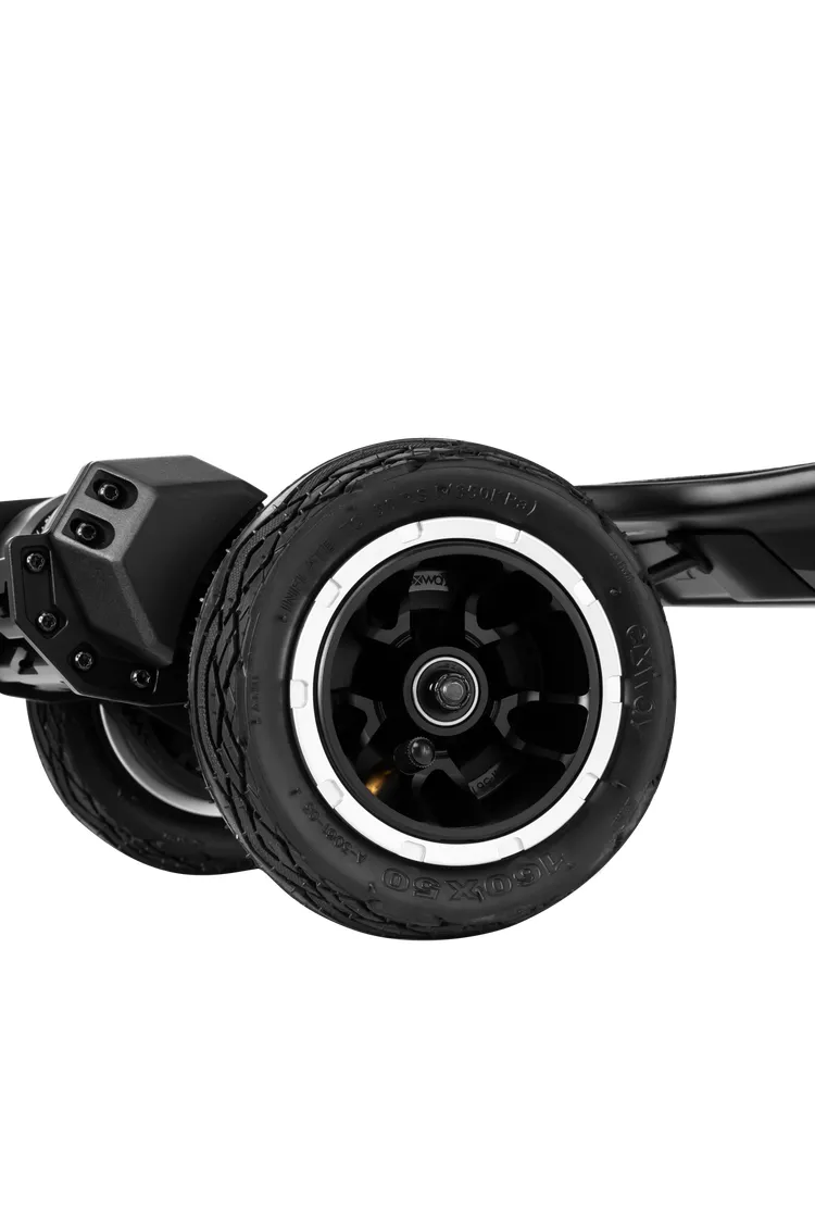 Exway Atlas Pro 4WD 701Wh All Terrain Electric Skateboard