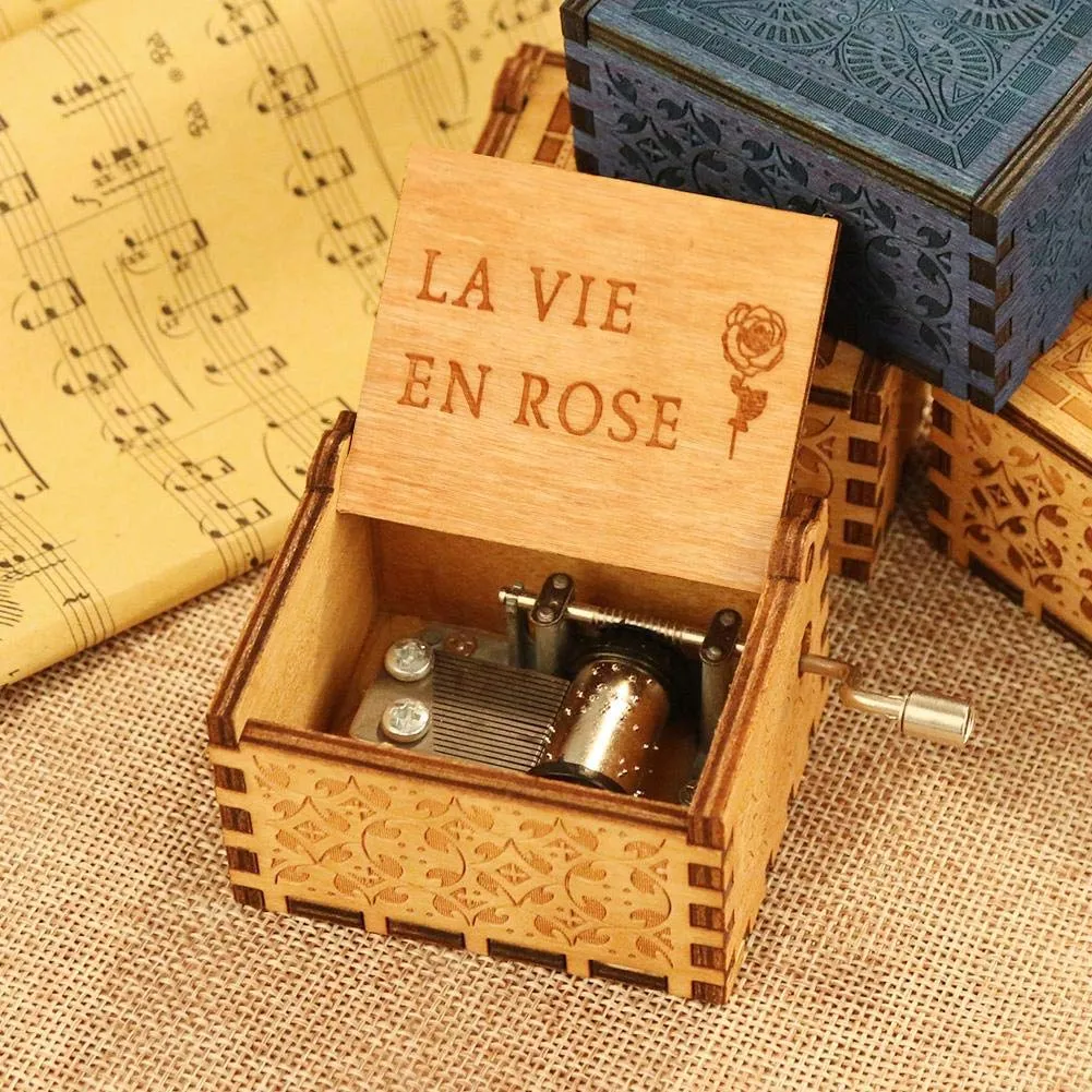 La Vie En Rose Music Box (Brown) and Heart-Shaped LED Lights - A Melodic Symphony of Love and Light 🌹💡🎶